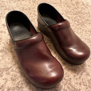 Dansko Clogs, size 41/Women’s 10.5-11
